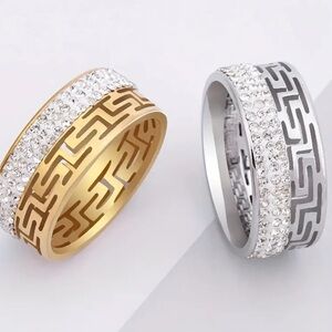 GreekKey Fashionable StainlessSteel Ring  Rhinestone Embellishment UNISEX sz8 NW